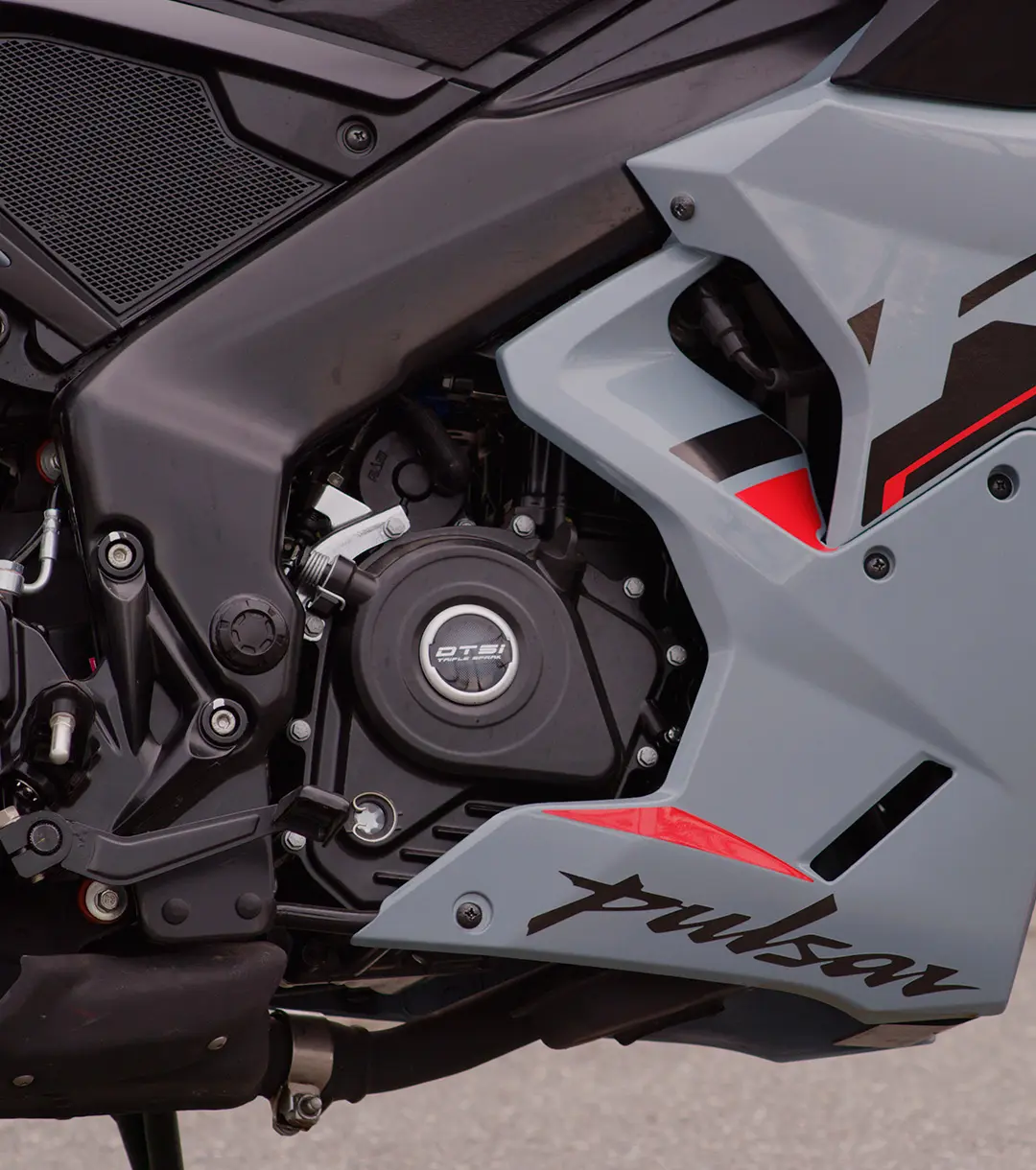 Detalles-pulsar-rs-200-3