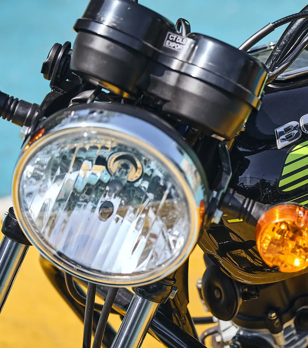 grupouma-boxer-s-detalles-farola